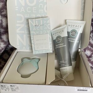 NuFace Facial Toning Device with Gel Primer and Cloths